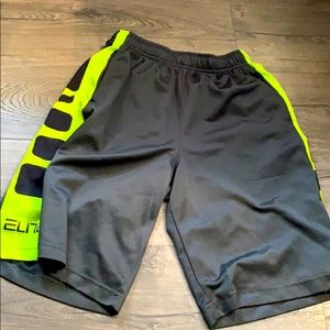 Men’s Nike large shorts